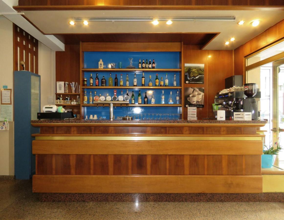 לידו די ג'סולו Hotel Saturno מראה חיצוני תמונה
