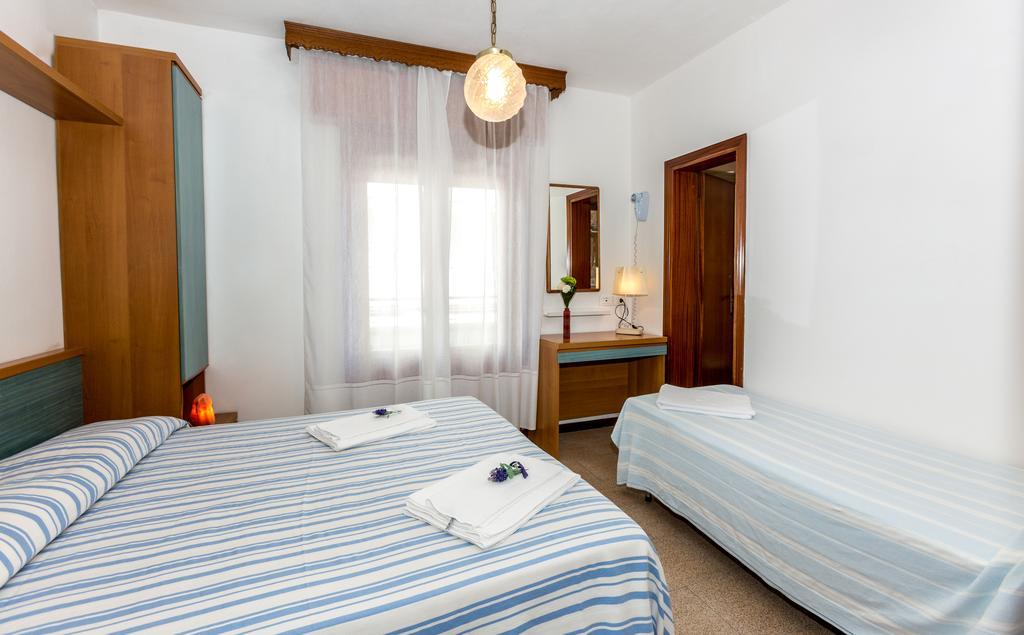 לידו די ג'סולו Hotel Saturno מראה חיצוני תמונה