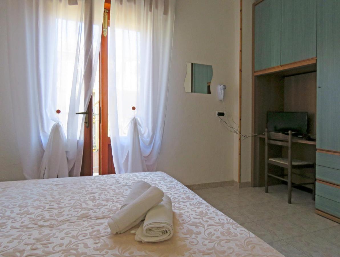 לידו די ג'סולו Hotel Saturno מראה חיצוני תמונה